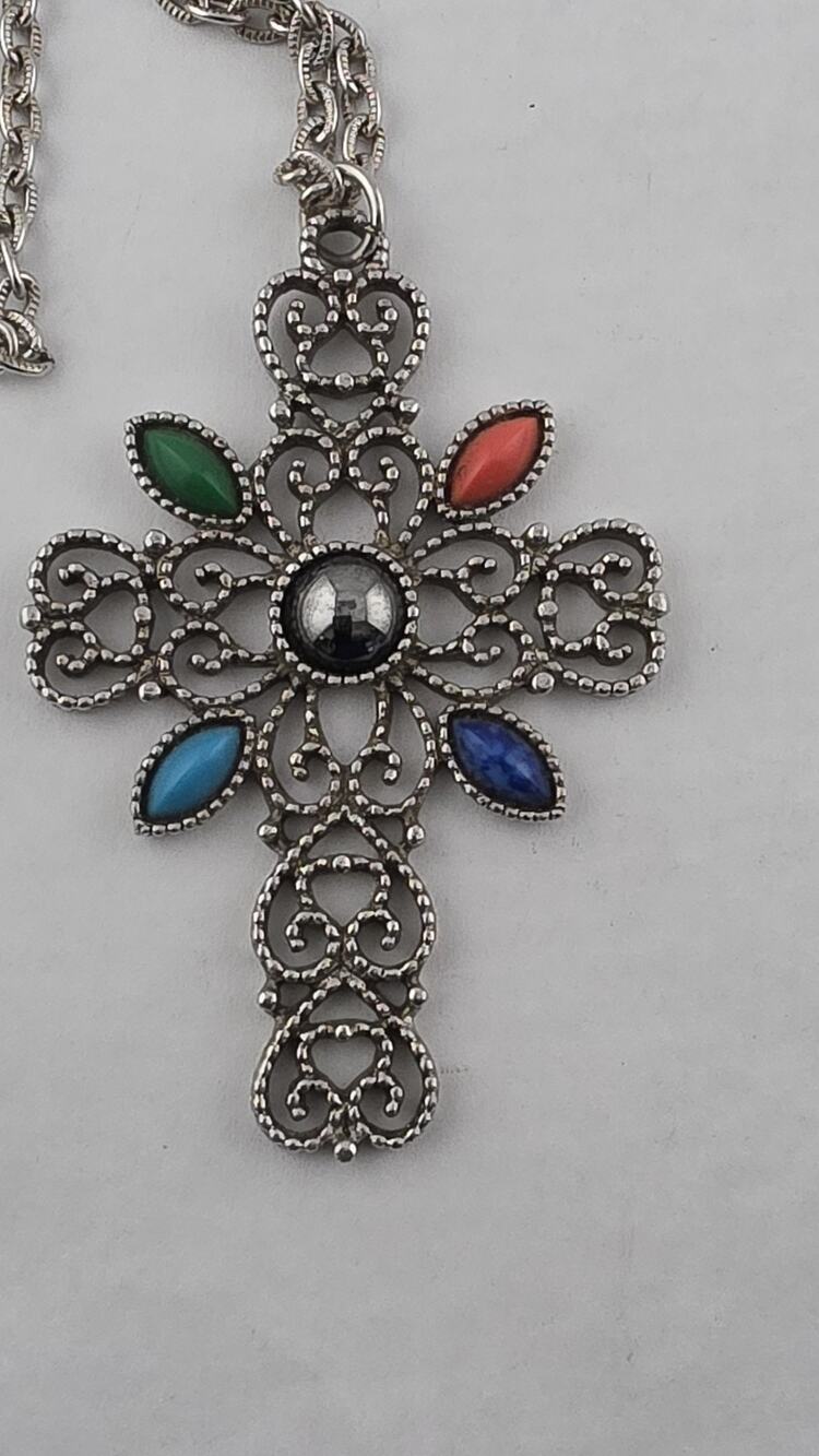 Vintage AVON Filigree Cross Cabochan Silver 24" Necklace Color Stone Pretty